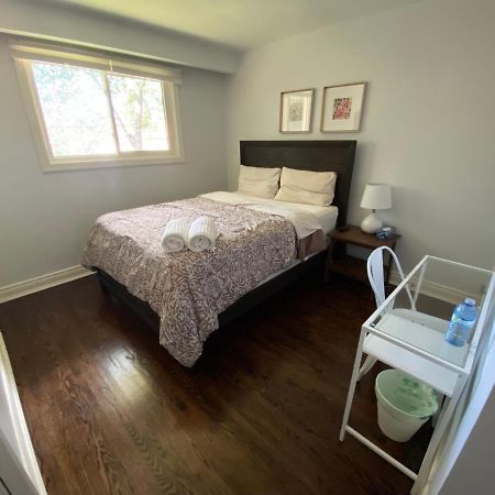 Yonge And Finch Subway !P Cozy & Quiet Private Bdr With Private Bathroom Торонто Екстериор снимка