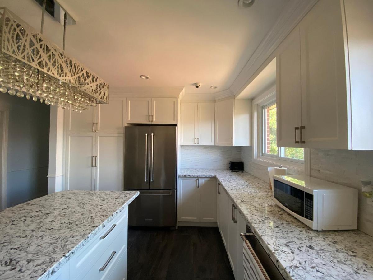 Yonge And Finch Subway !P Cozy & Quiet Private Bdr With Private Bathroom Торонто Екстериор снимка